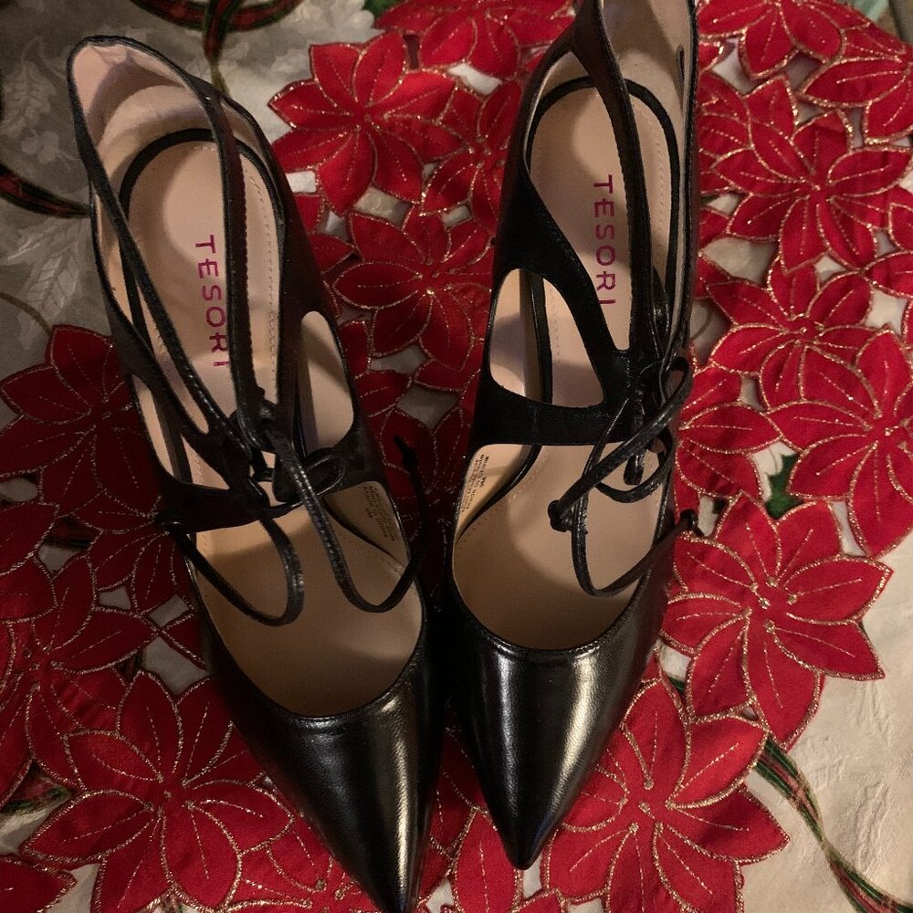 Tesori Black Heel Size 9